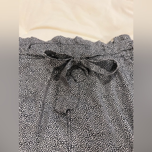 Thread and Supply Flowy Shorts - Picture 3 of 4